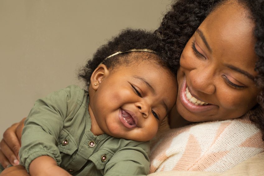La lactancia materna protege a madres y bebés en caso de depresión posparto